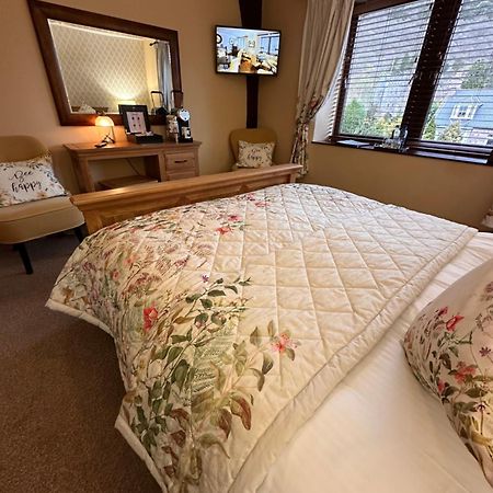 The Auld Kirk Bed and Breakfast Ballater Exteriör bild