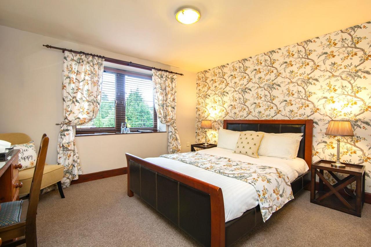 The Auld Kirk Bed and Breakfast Ballater Exteriör bild