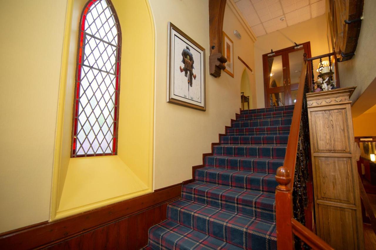 The Auld Kirk Bed and Breakfast Ballater Exteriör bild