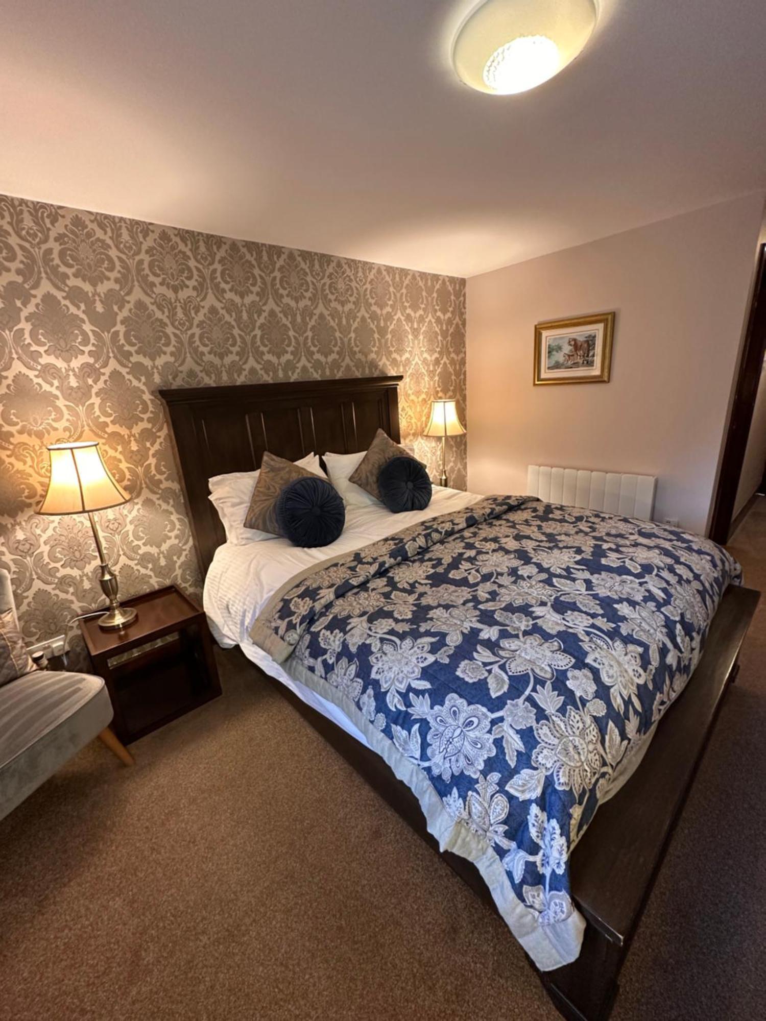 The Auld Kirk Bed and Breakfast Ballater Exteriör bild